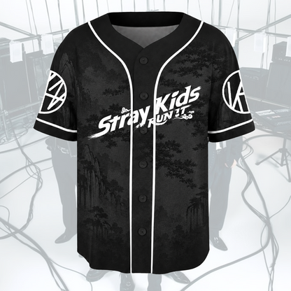 Elektrisierendes Stray Kids Run It Welttournee Baseball-Trikot Geschenk für Fans