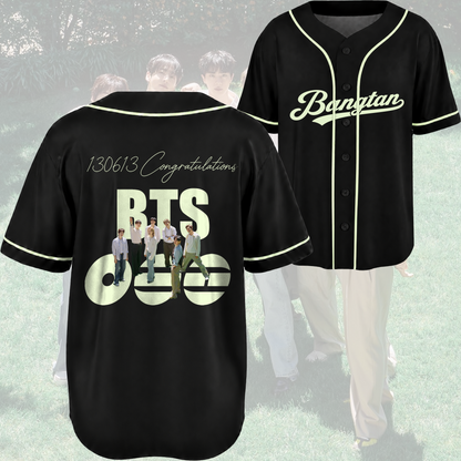 Herzlichen Glückwunsch zum BTS Festa Baseballtrikot-Geschenk für Fans