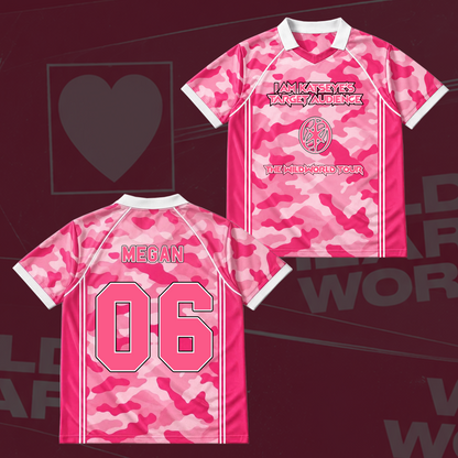 Katseye The Wildworld Tour Baseballshirt mit Flügel-Ausschnitt in Pink Camo Geschenk für Fans